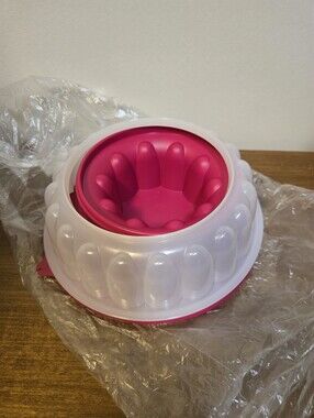 New Tupperware JELLO mold